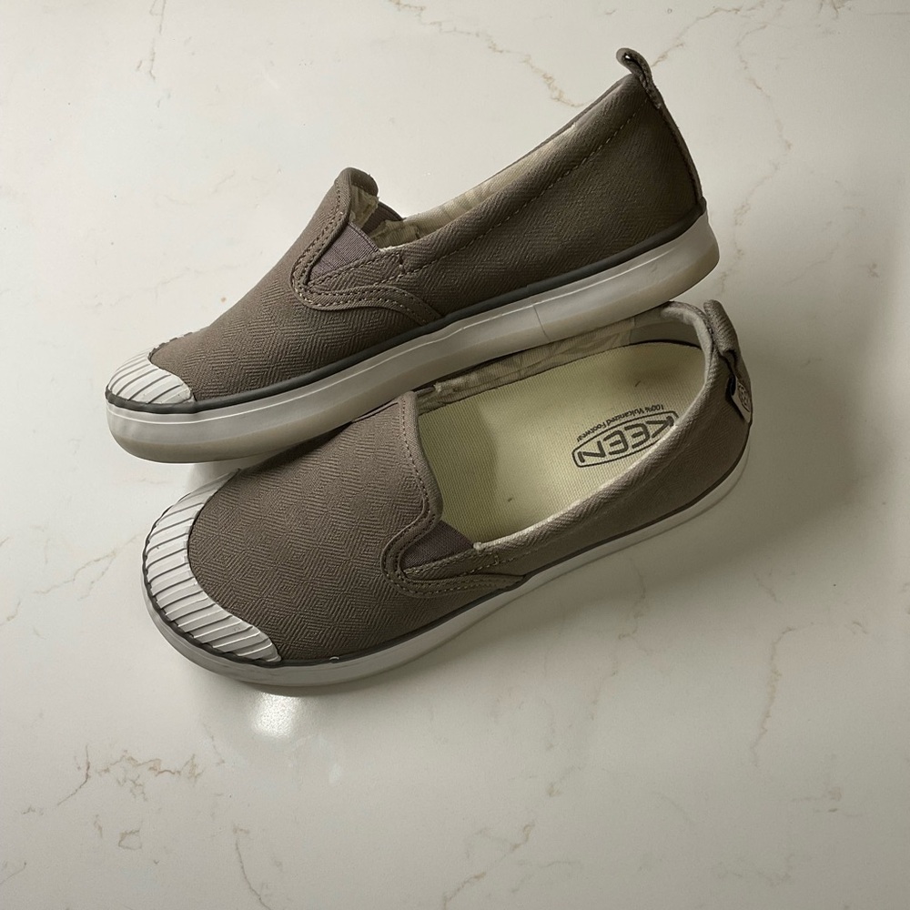 Keen Women's Elsa Slip-On Shoes - Color:  Brindle - Picture 6 of 6